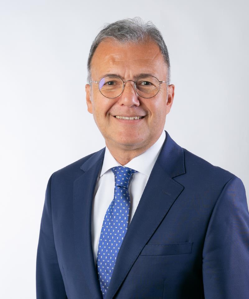 İ. Cem FERİDUNOĞLU